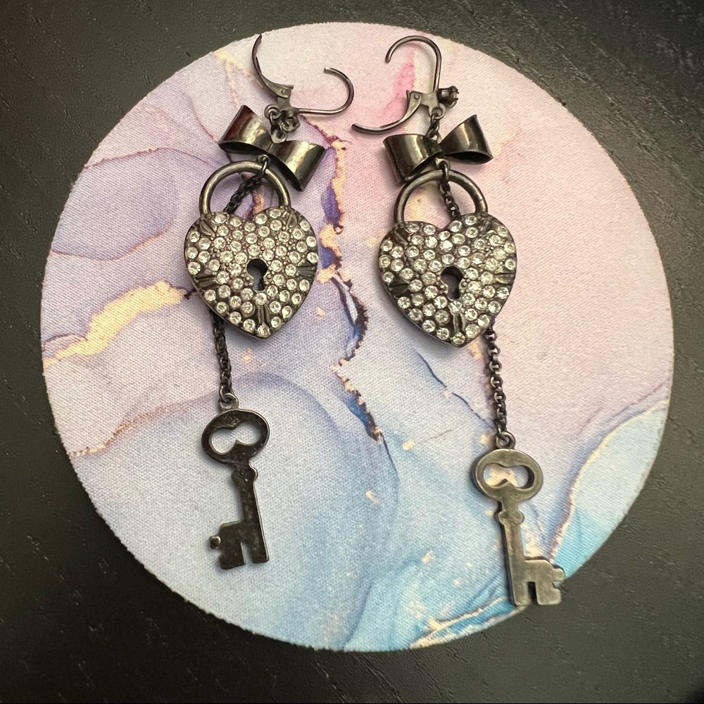Betsey Johnson heart & key earrings